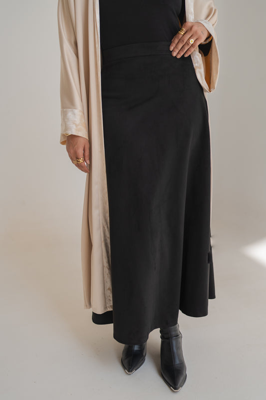 Neutral Flow Skirt